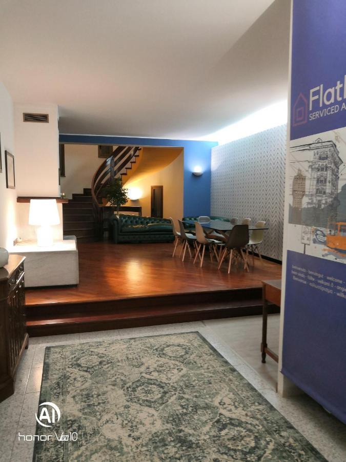 Flatmilan Hotel แชร์นุสโก ซุล นาวีโญ ภายนอก รูปภาพ