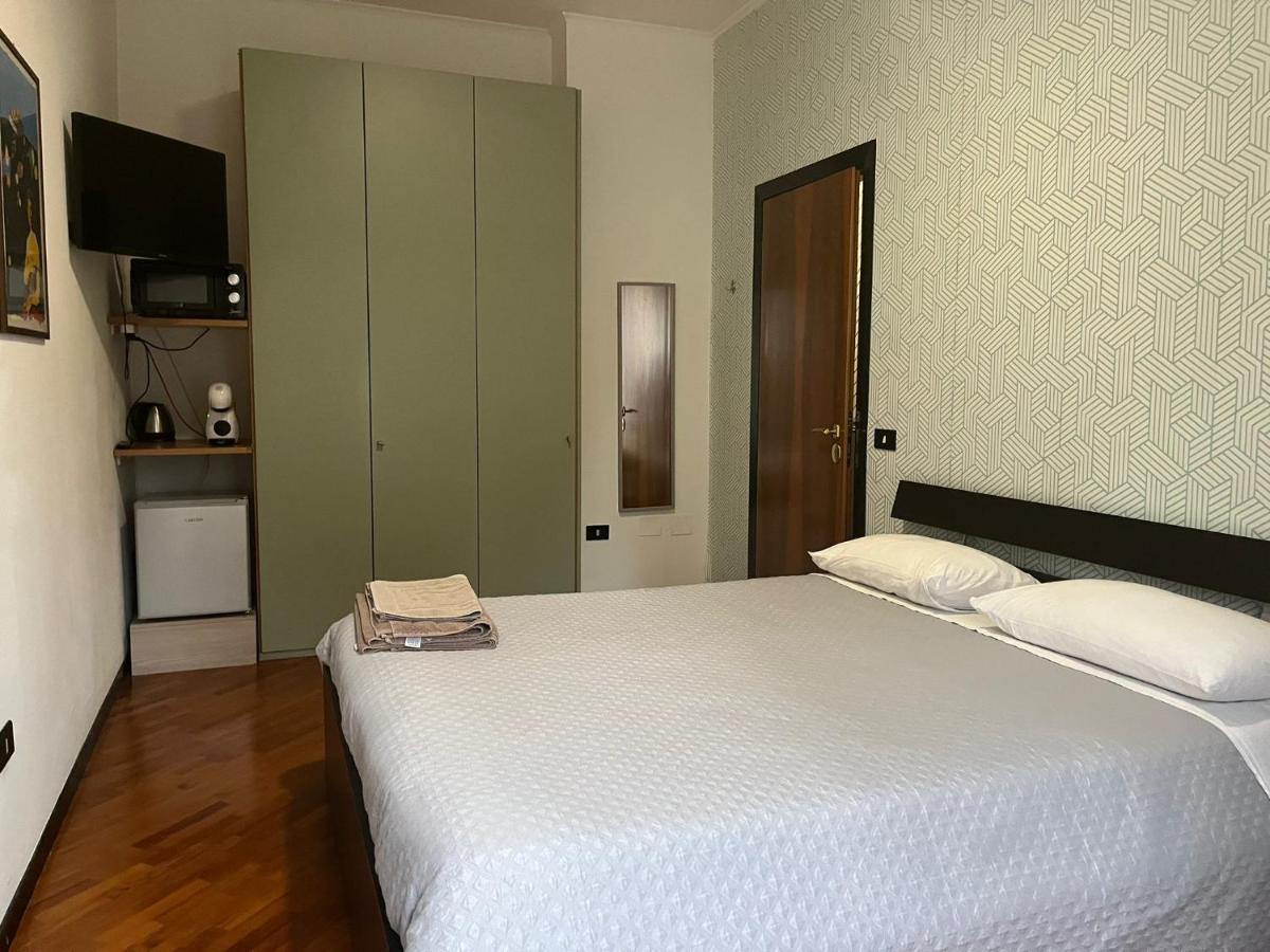 Flatmilan Hotel แชร์นุสโก ซุล นาวีโญ ภายนอก รูปภาพ