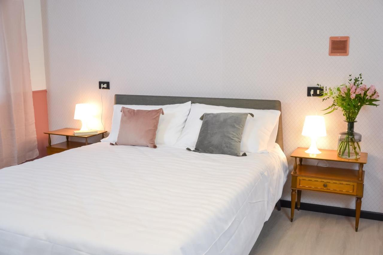 Flatmilan Hotel แชร์นุสโก ซุล นาวีโญ ภายนอก รูปภาพ