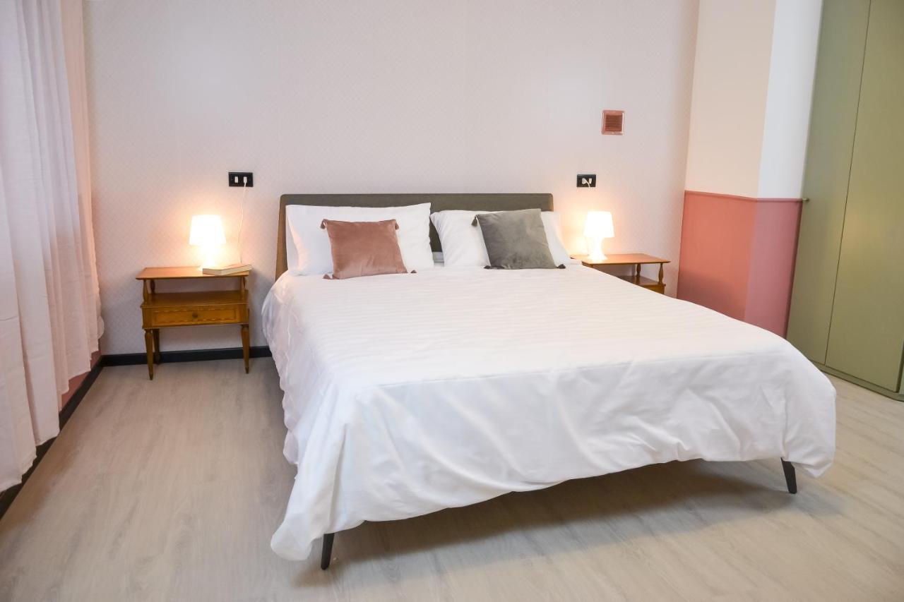 Flatmilan Hotel แชร์นุสโก ซุล นาวีโญ ภายนอก รูปภาพ